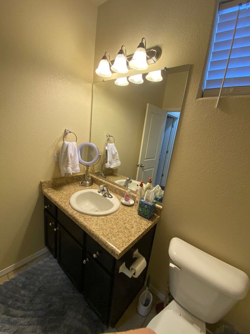 Albuquerque Apartment: General Bradley Street NE