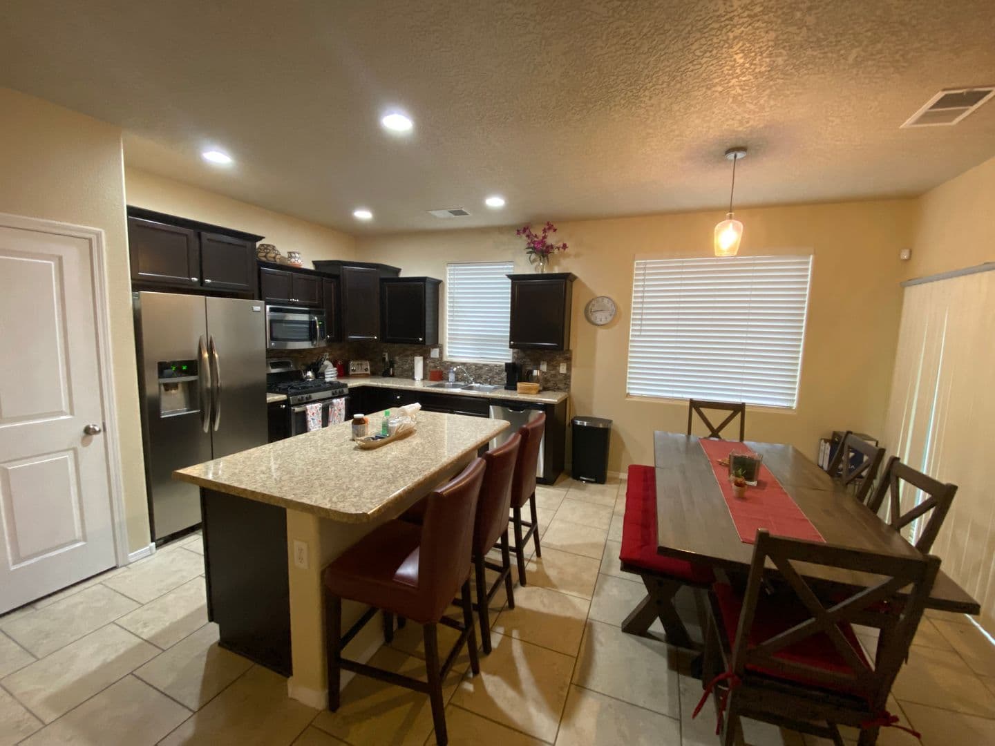 Albuquerque Apartment: General Bradley Street NE