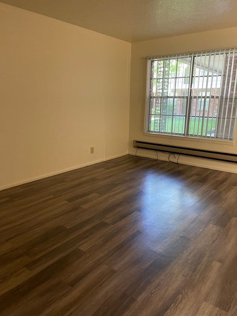Albuquerque Apartment: 1400 Virginia St. NE