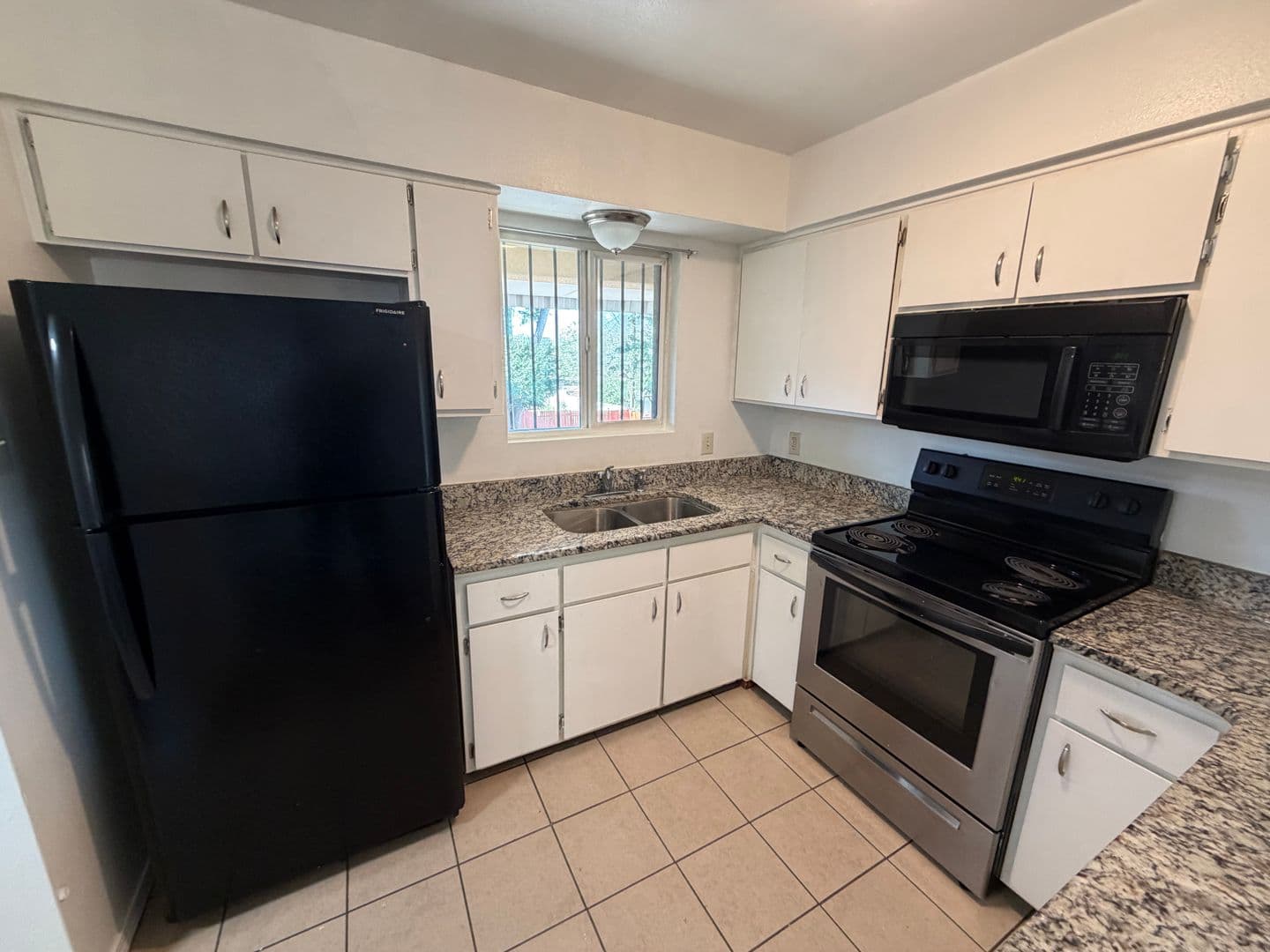 Albuquerque Apartment: 919-923 Alvarado Dr SE