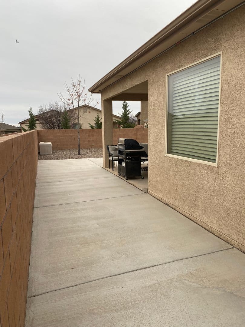 Albuquerque Apartment: General Bradley Street NE