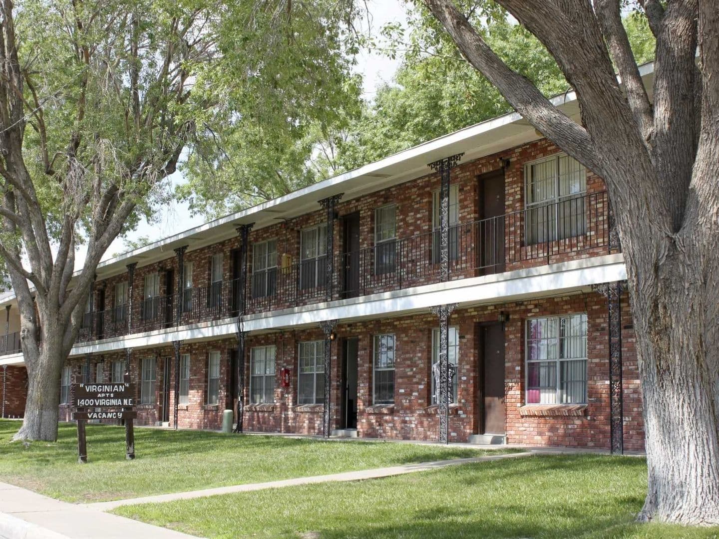 Albuquerque Apartment: 1400 Virginia St. NE