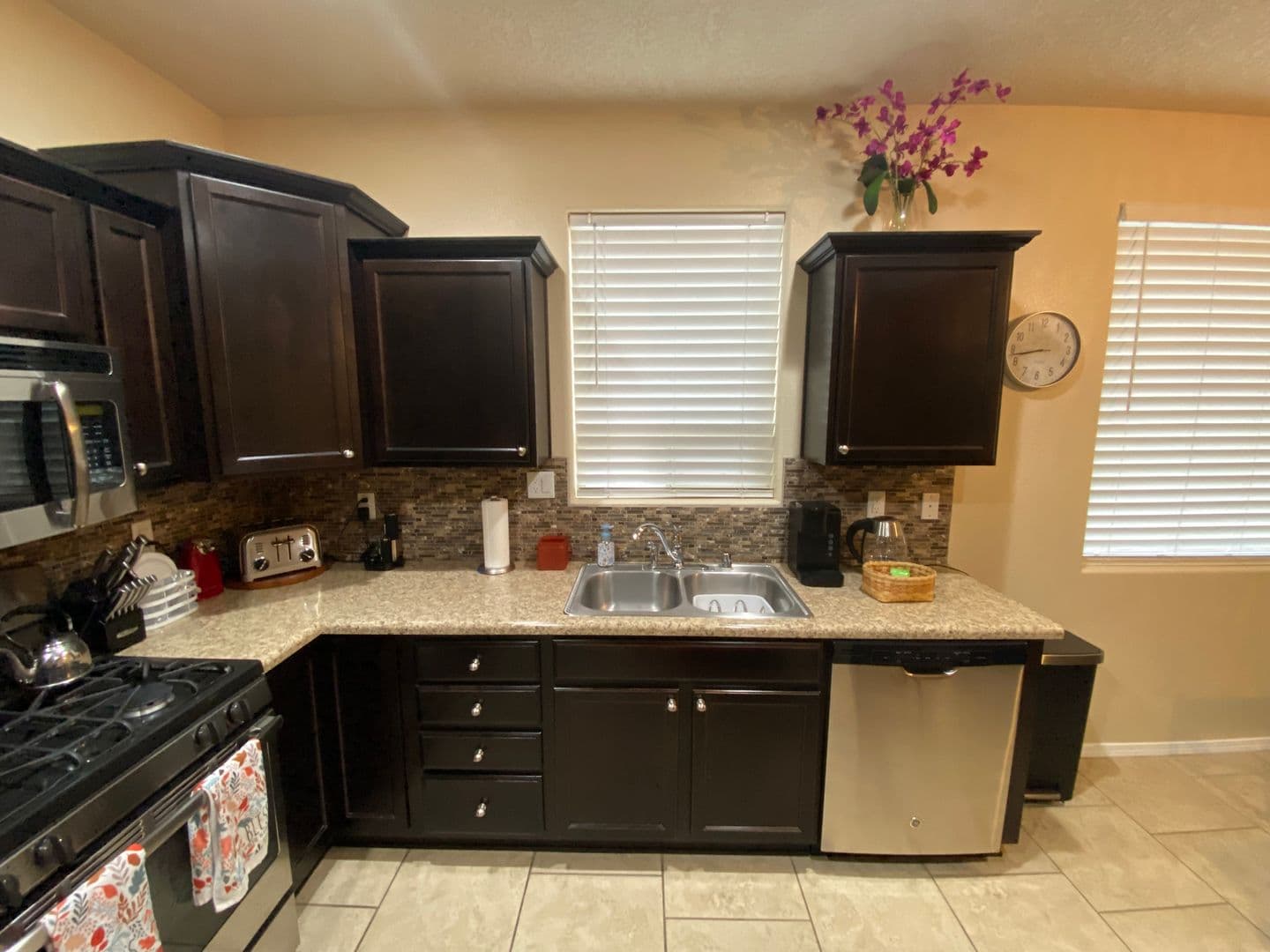 Albuquerque Apartment: General Bradley Street NE