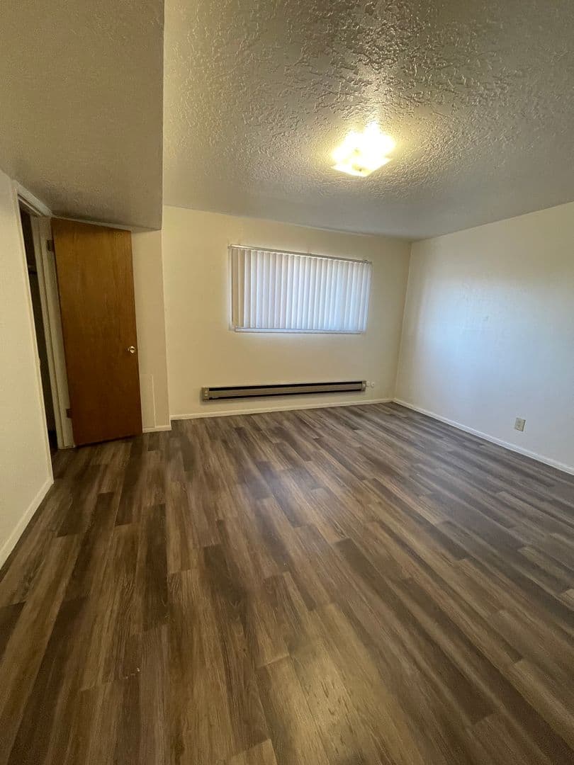 Albuquerque Apartment: 1400 Virginia St. NE