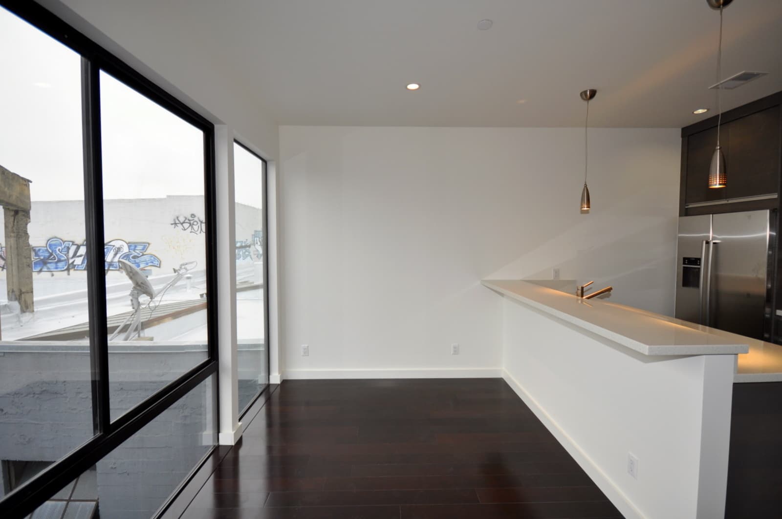 San Franciso Apartment: 149 Dore st.