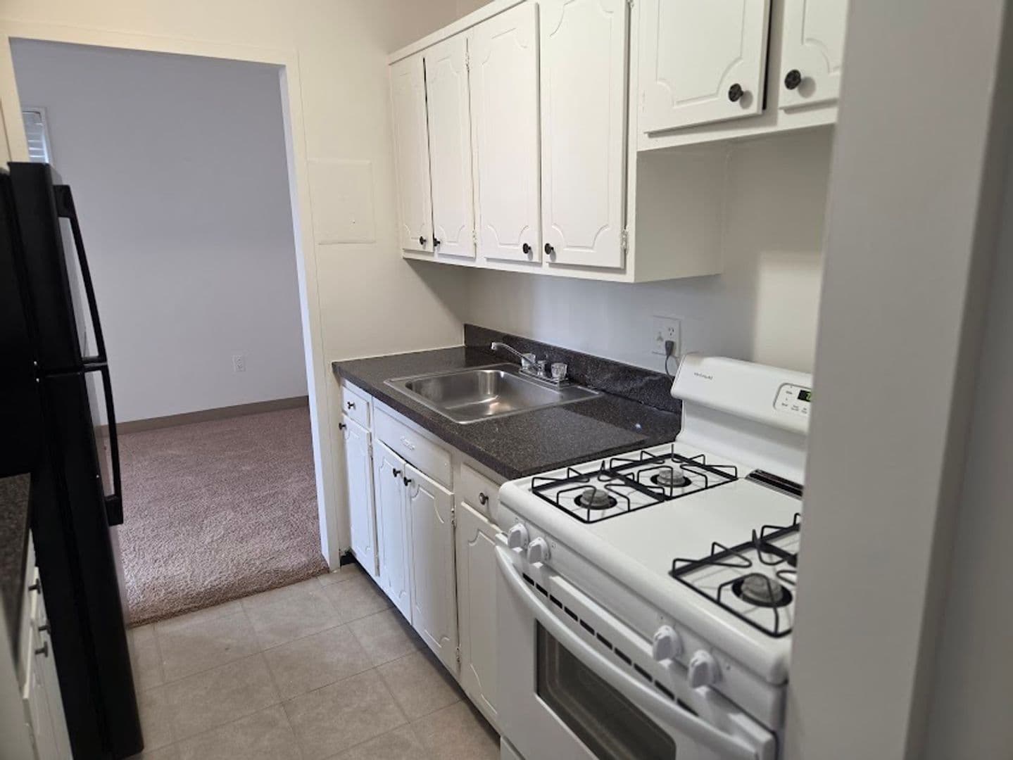 Arlington Apartment: 1530 N. 12th Street