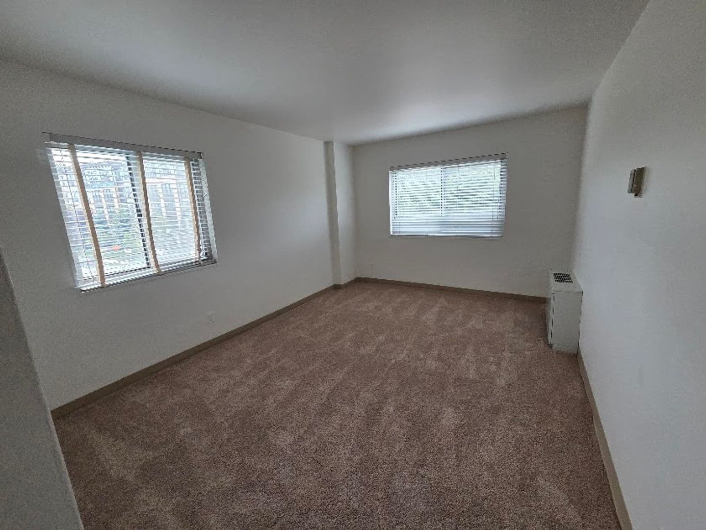 Arlington Apartment: 1220 North Pierce Street