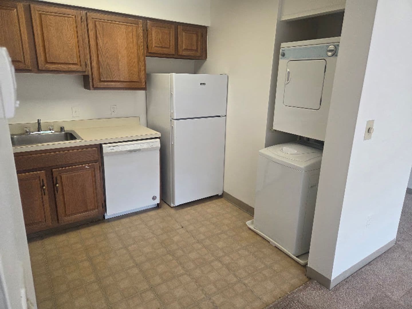 Arlington Apartment: 1209 N. Fort Myer Drive