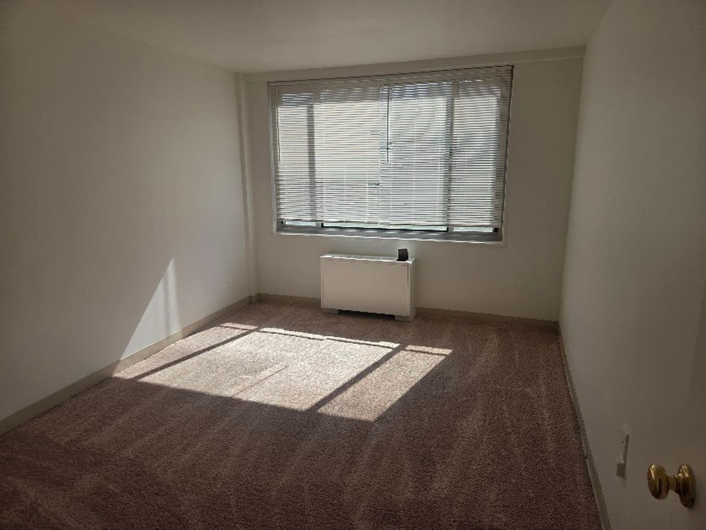 Arlington Apartment: 1215 North Fort Myer Drive