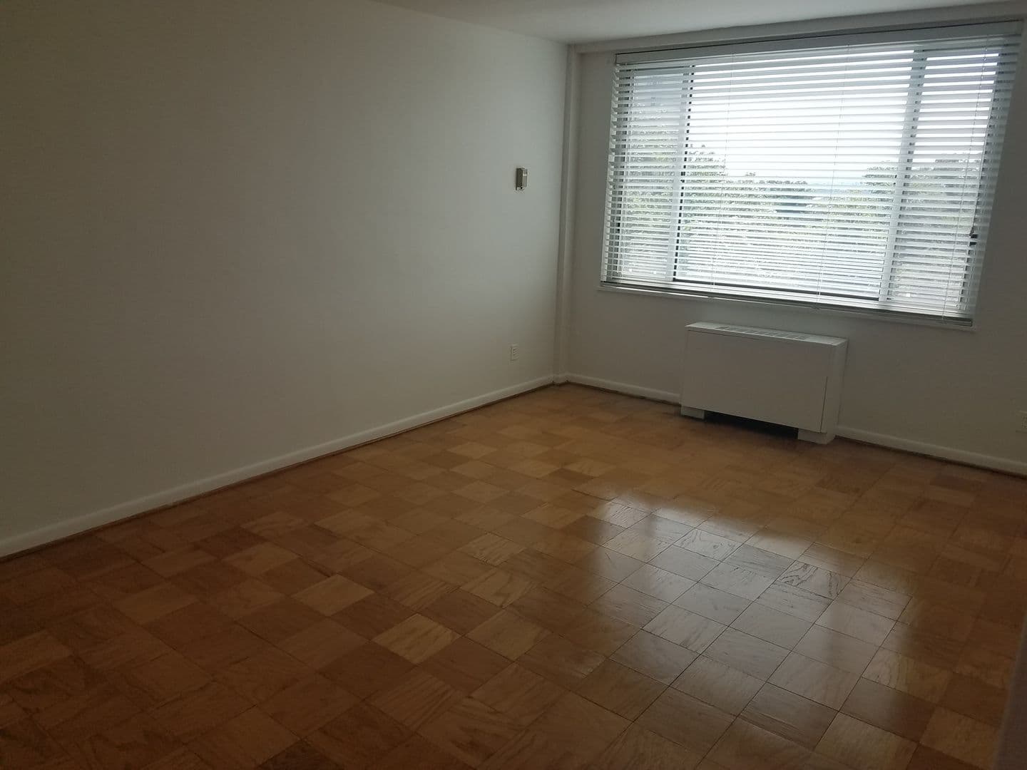 Arlington Apartment: 1215 North Fort Myer Drive