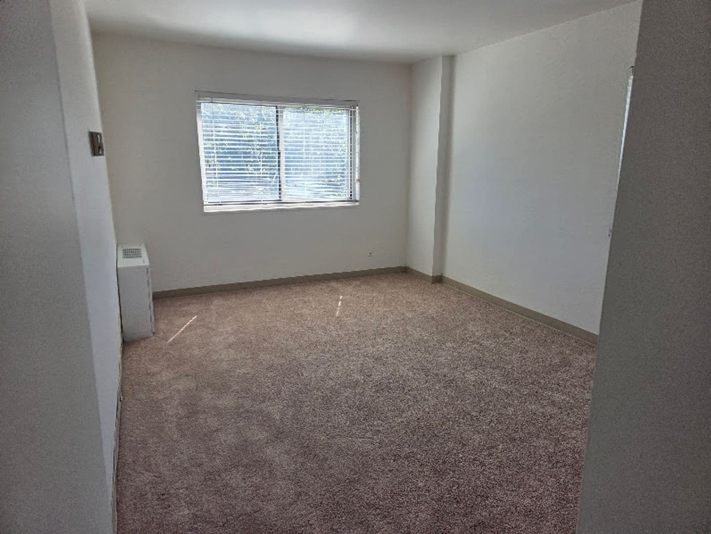 Arlington Apartment: 1220 North Pierce Street