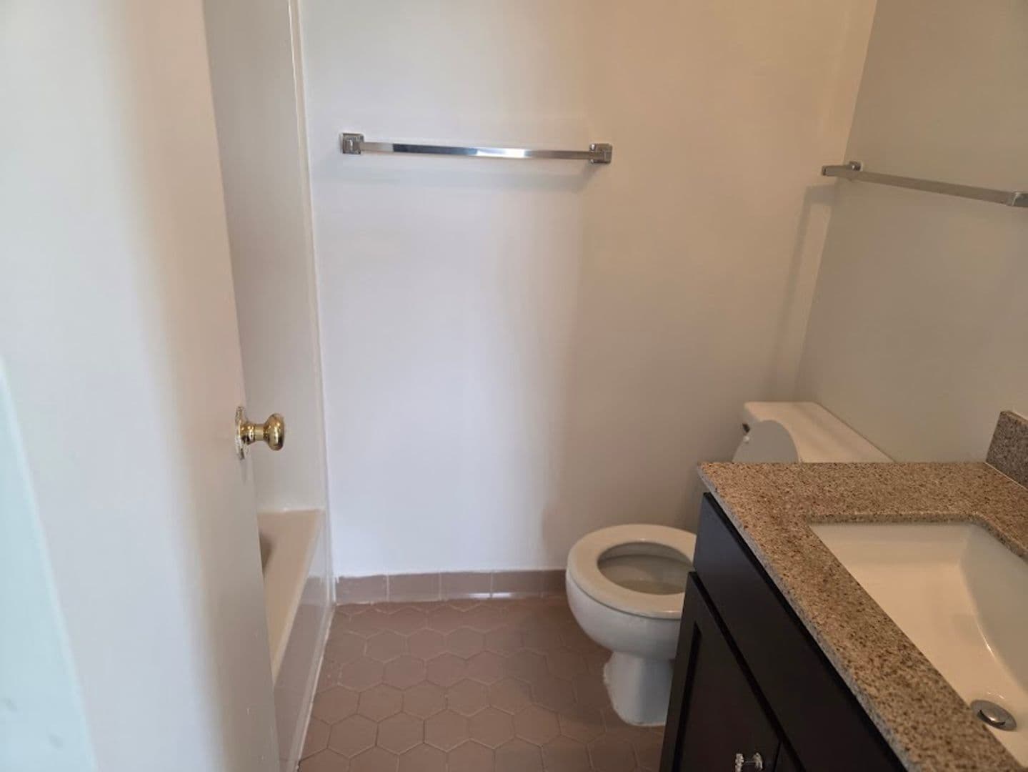 Arlington Apartment: 1209 N. Fort Myer Drive