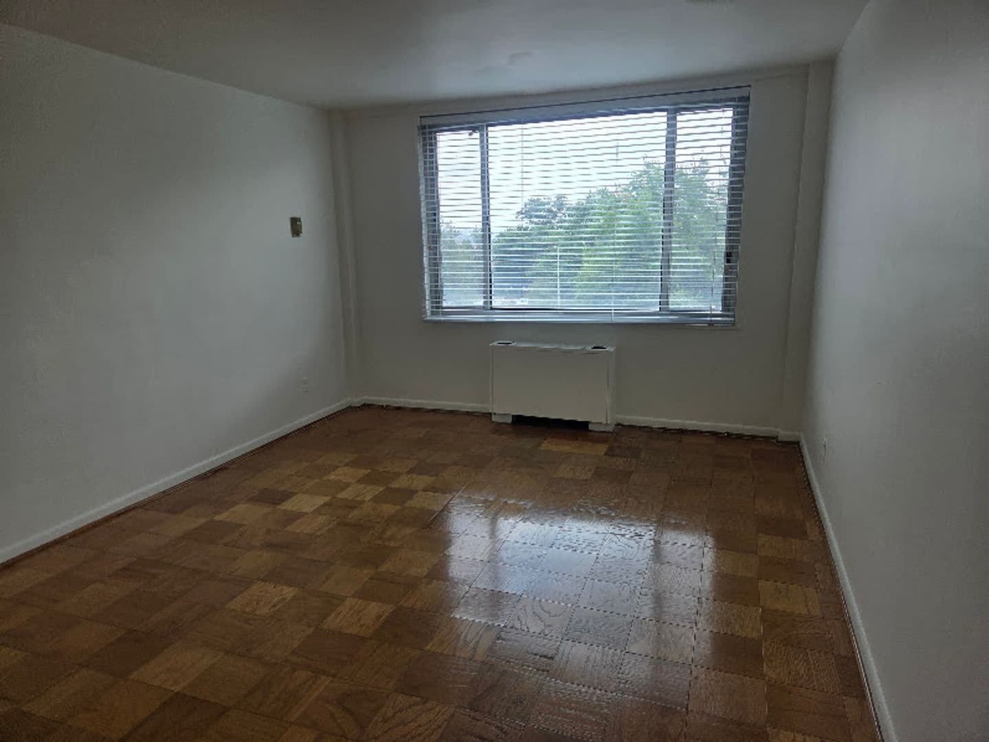 Arlington Apartment: 1215 North Fort Myer Drive