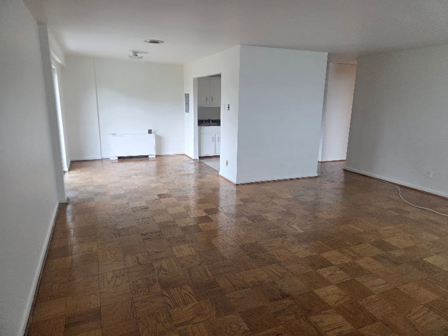 Arlington Apartment: 1215 North Fort Myer Drive