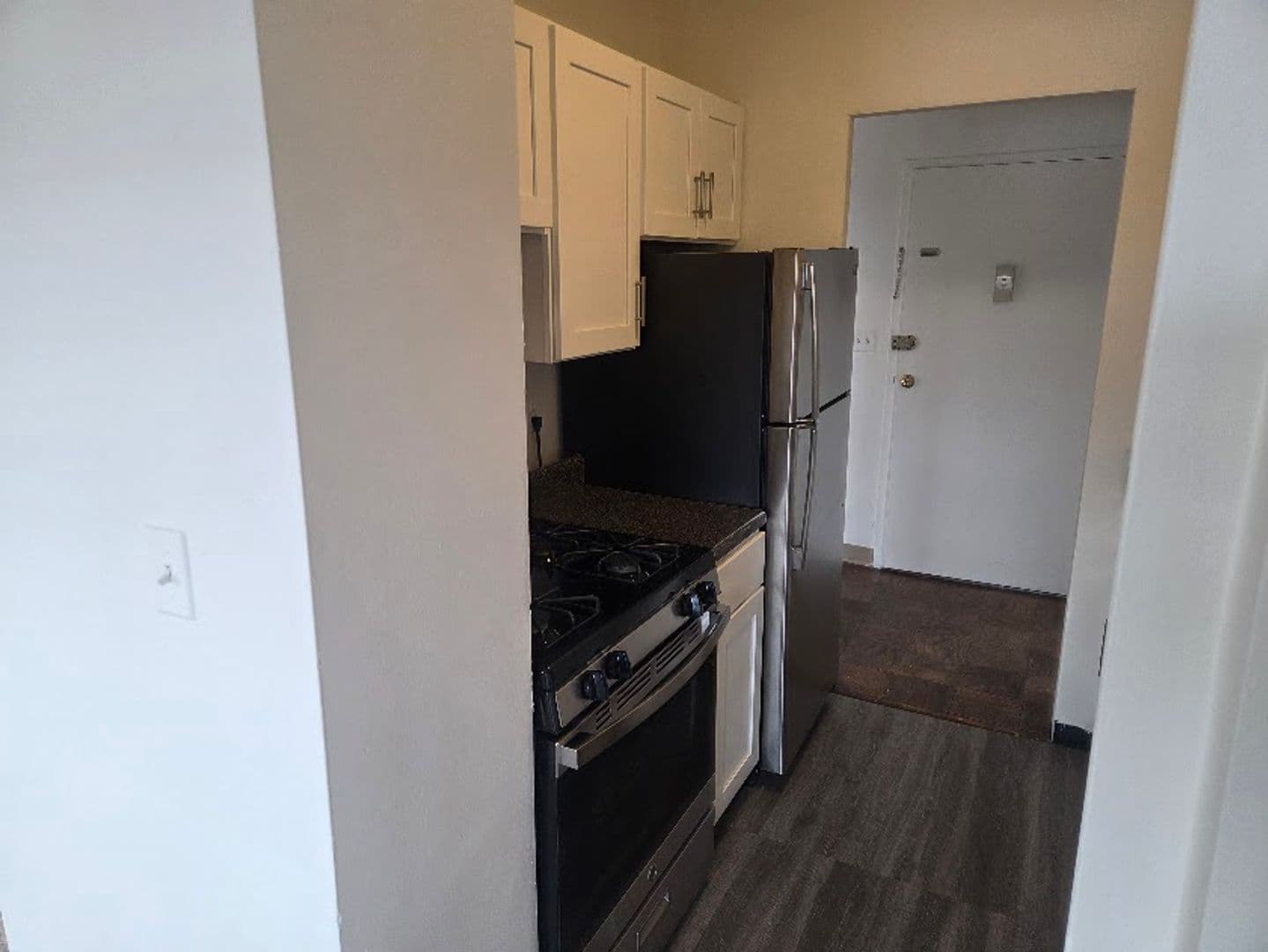 Arlington Apartment: 1220 North Pierce Street