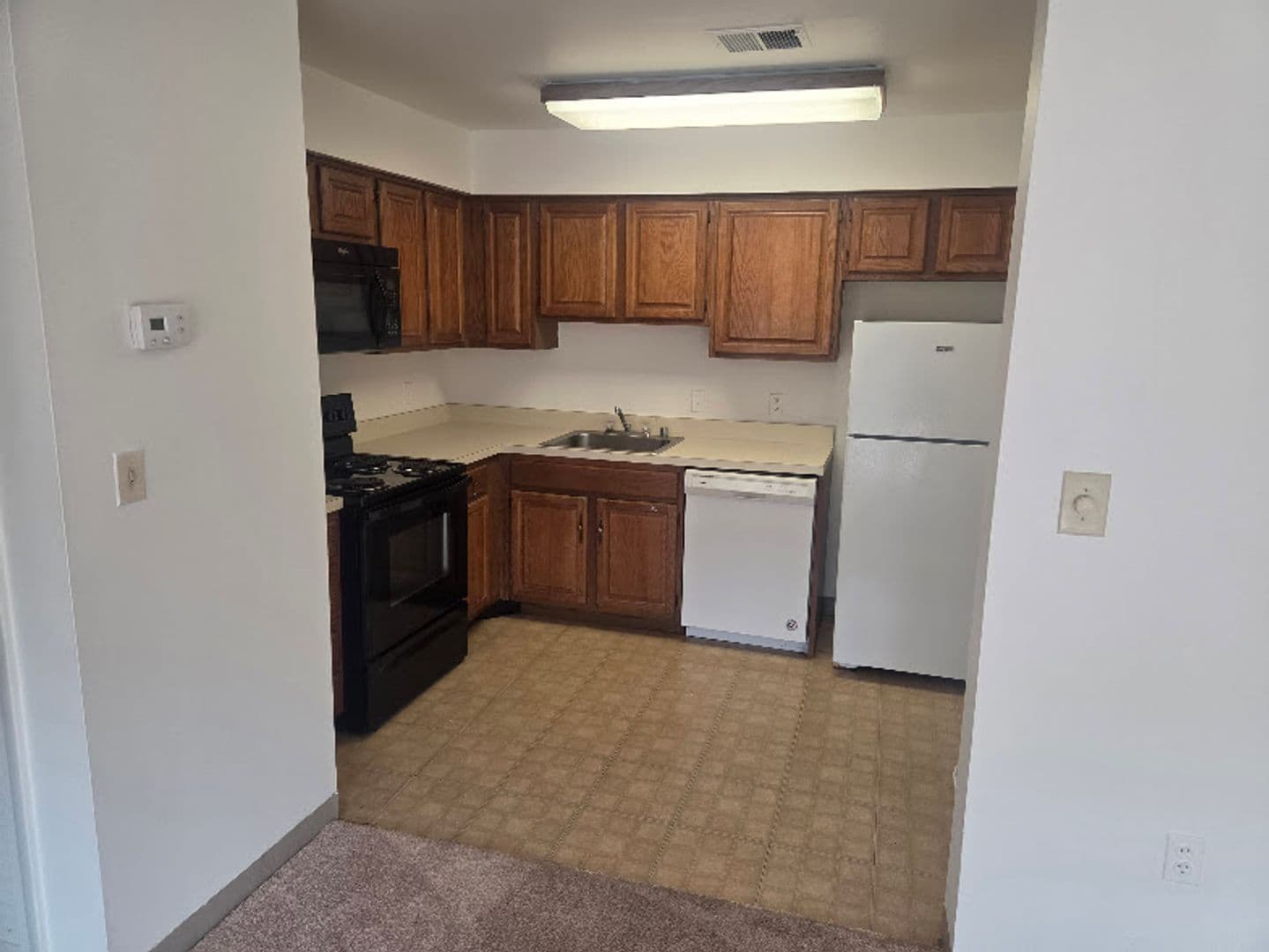 Arlington Apartment: 1209 N. Fort Myer Drive