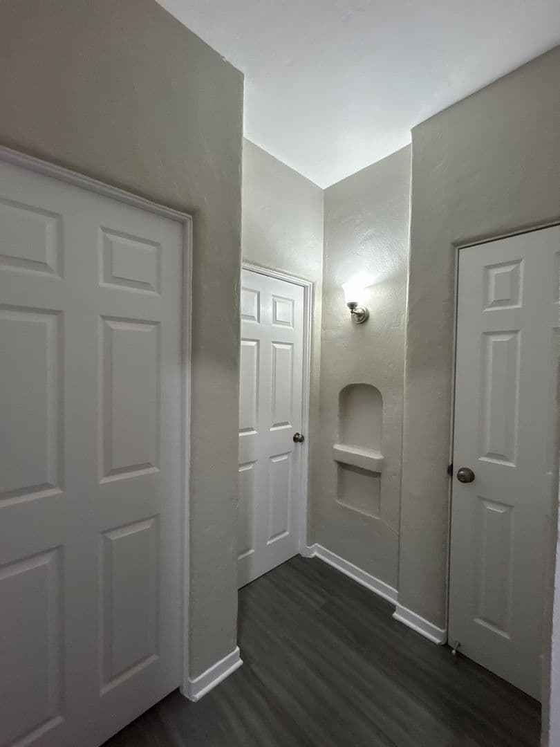 LONG BEACH Apartment: 335 JUNIPERO/2215 BERMUDA