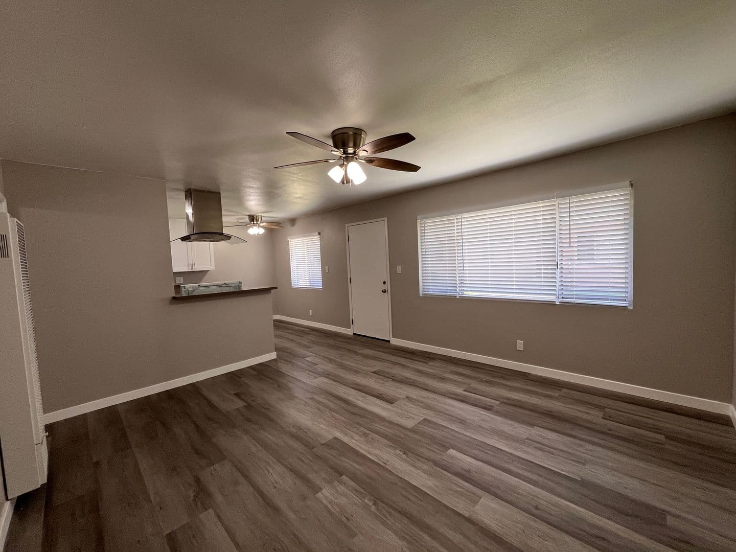 GARDENA Apartment: 14517 S VERMONT AVE