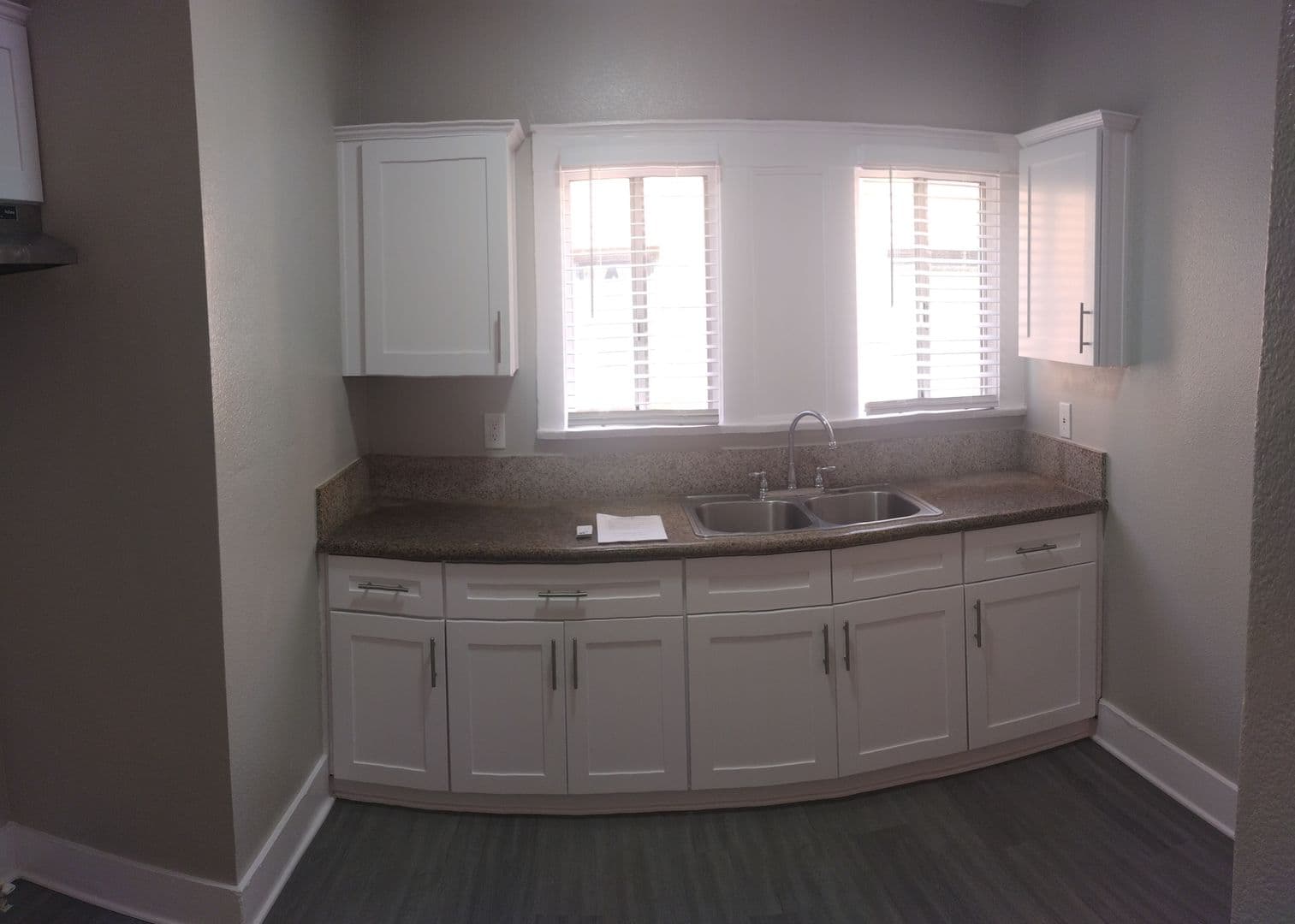 Long Beach Apartment: 632-638 W 8th St.