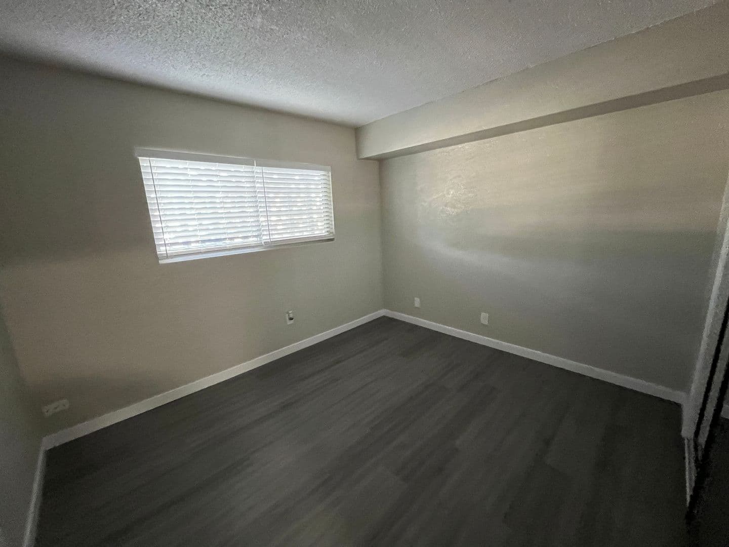 SEAL BEACH Apartment: 350 MARINA DR