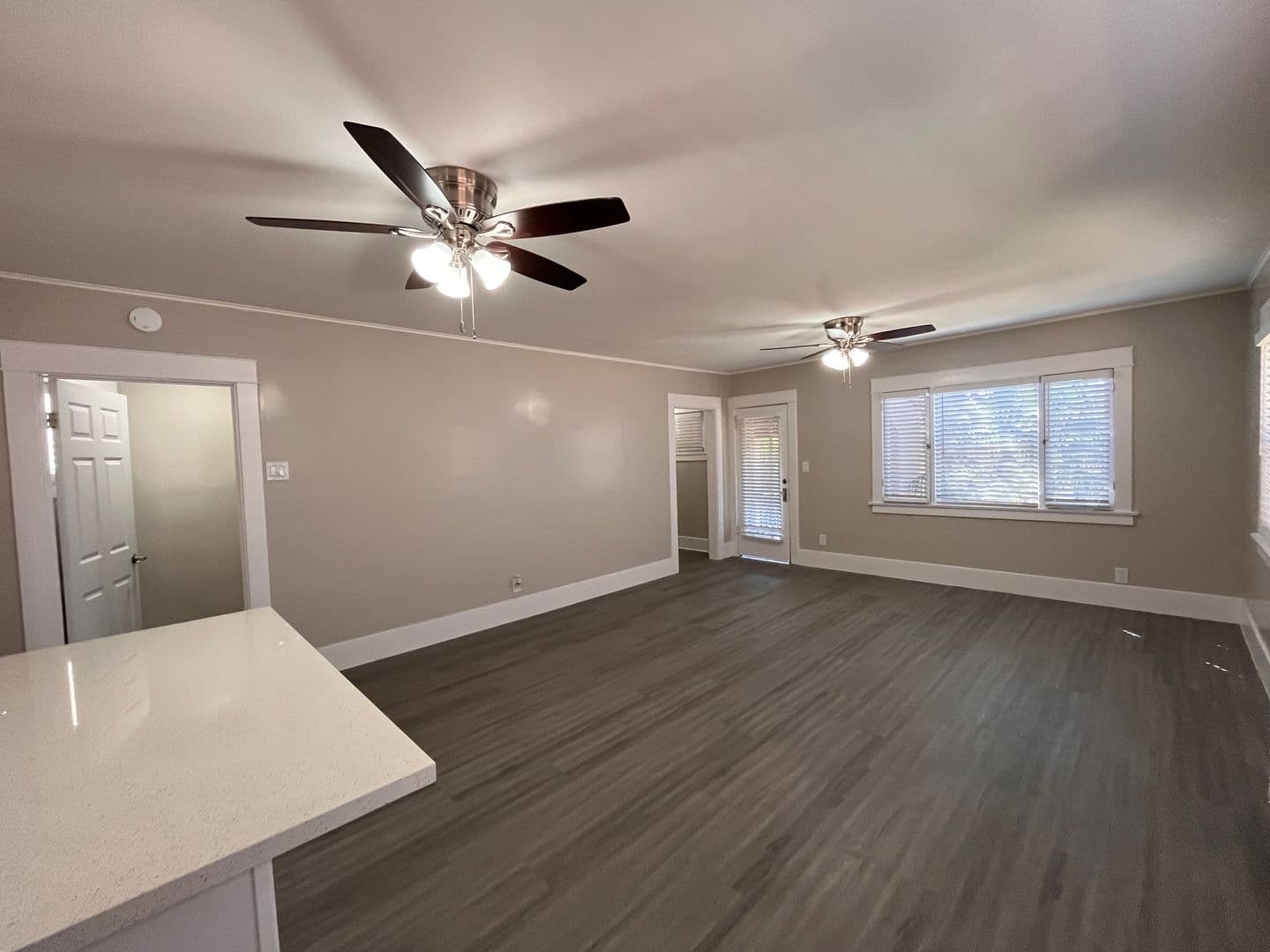 LONG BEACH Apartment: 1127-1141 E 1st ST