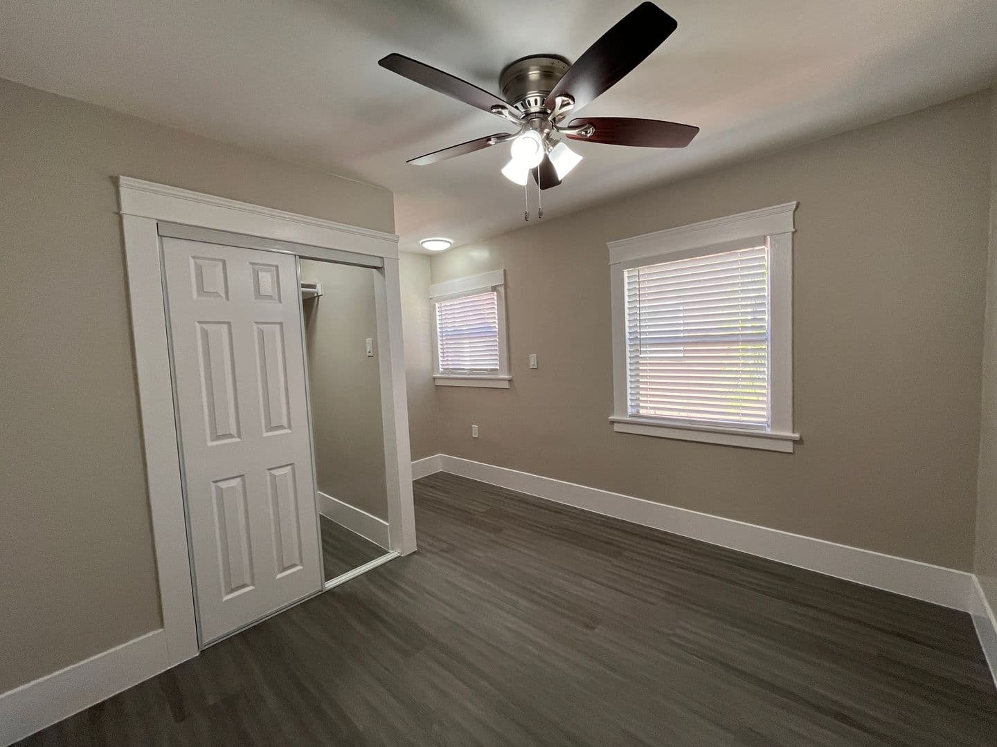 LONG BEACH Apartment: 1127-1141 E 1st ST
