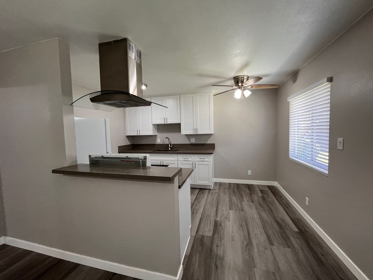 GARDENA Apartment: 14517 S VERMONT AVE