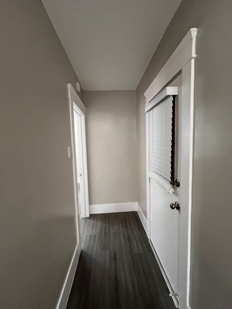 LONG BEACH Apartment: 1127-1141 E 1st ST