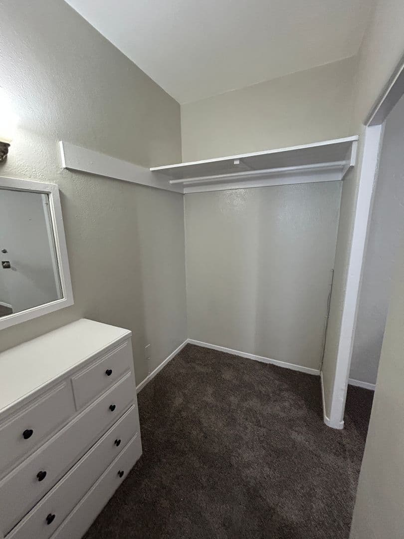 LONG BEACH Apartment: 328 ELM AVE