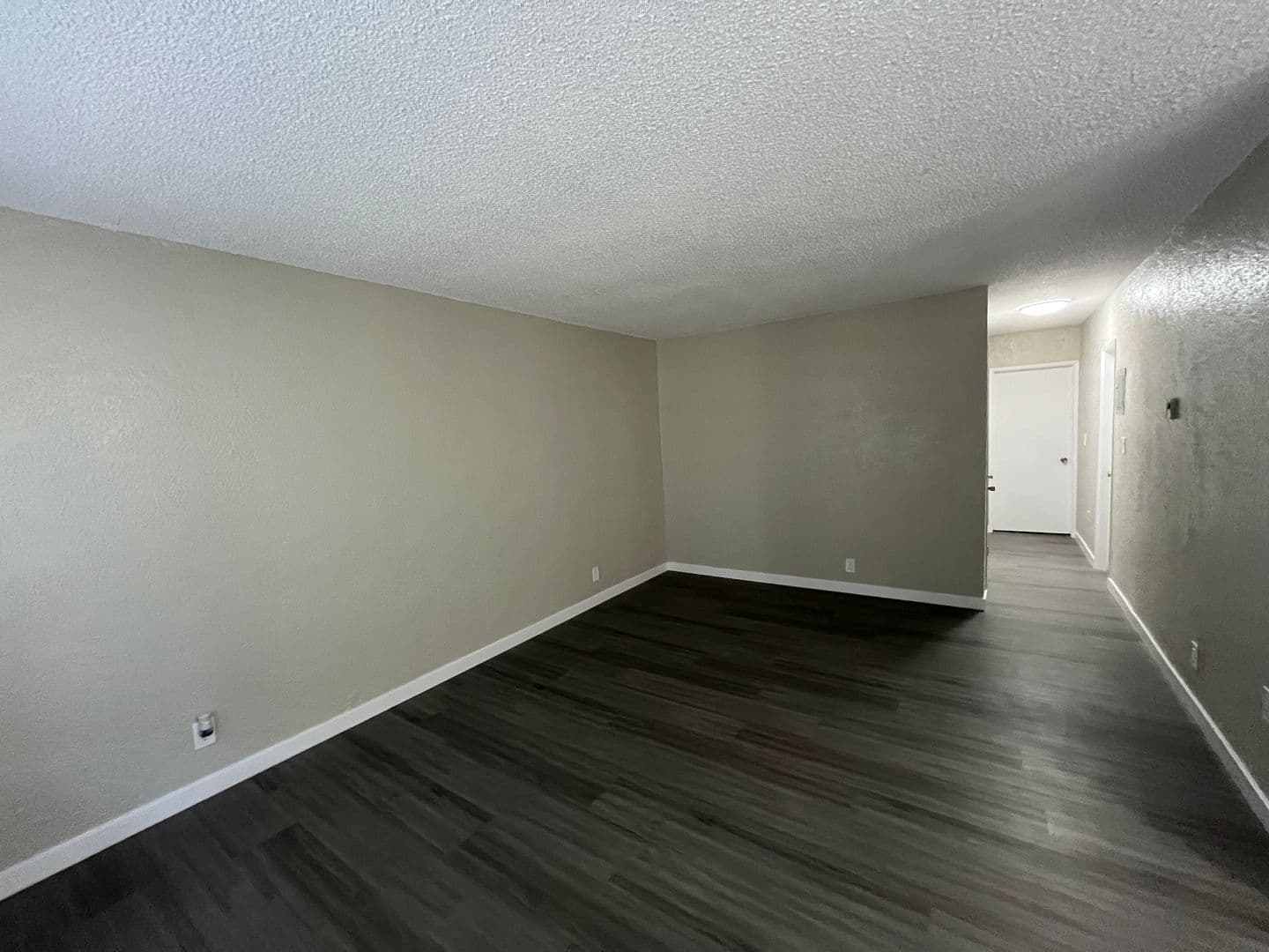SEAL BEACH Apartment: 350 MARINA DR