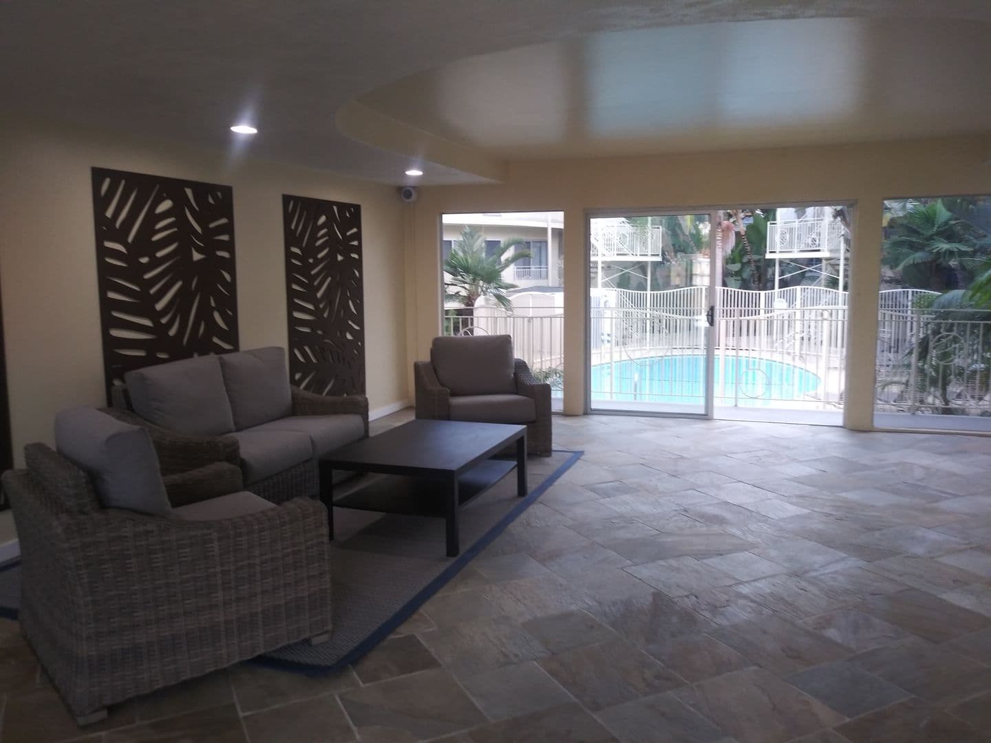 SEAL BEACH Apartment: 350 MARINA DR