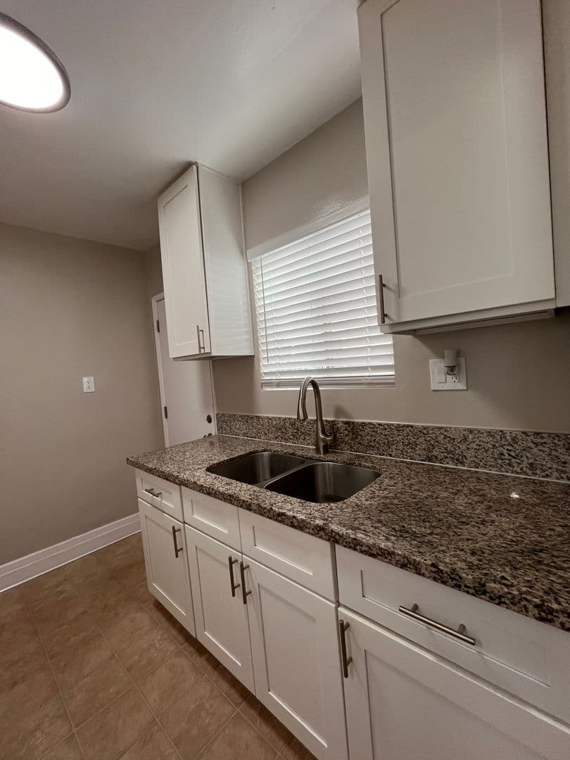 LONG BEACH Apartment: 1344 OHIO AVE