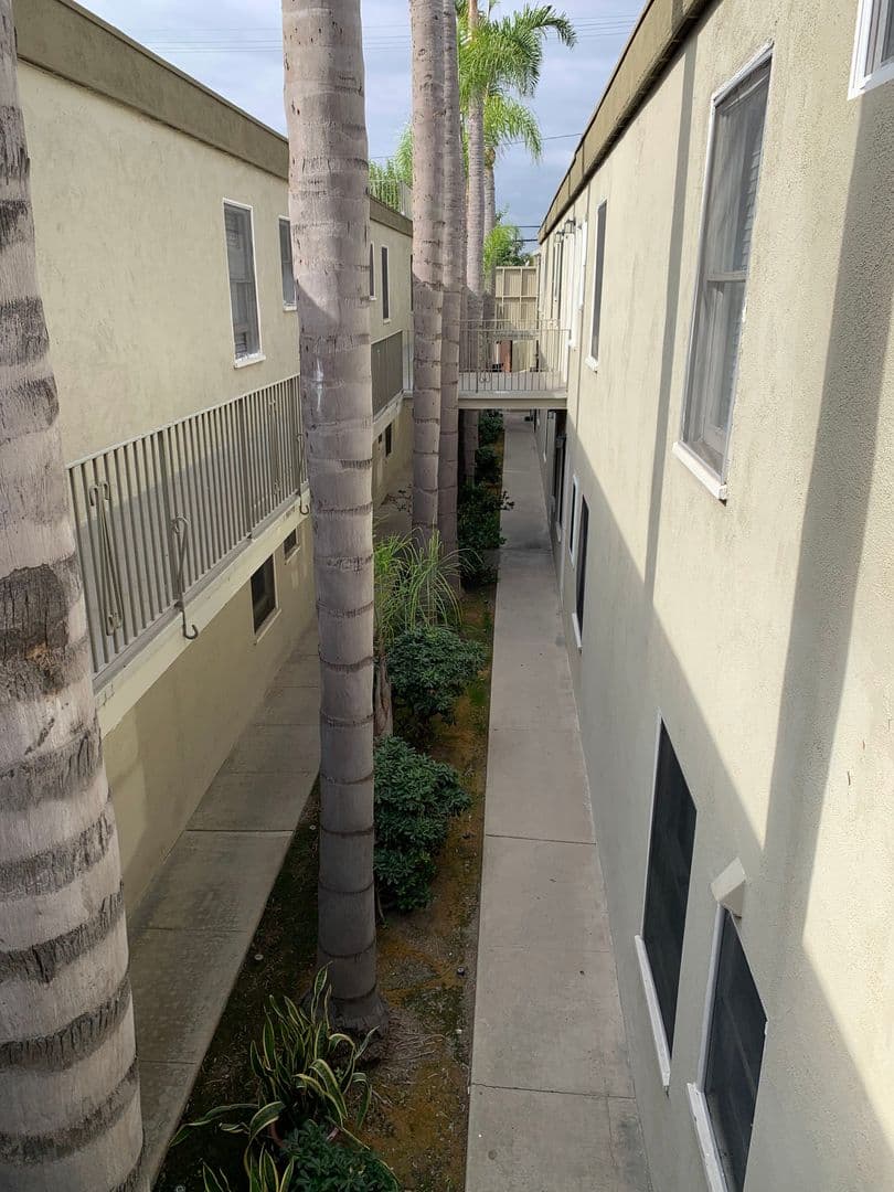 LONG BEACH Apartment: 1017 PACIFIC AVE