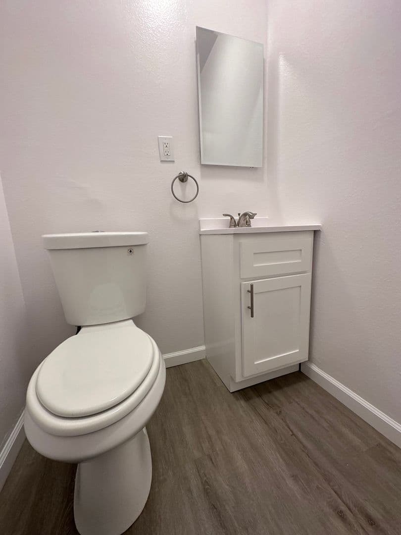 GARDENA Apartment: 14517 S VERMONT AVE