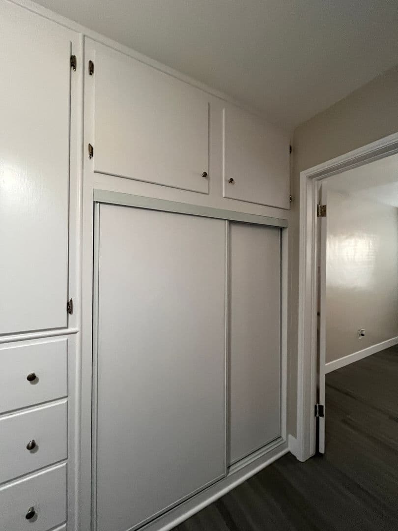 LONG BEACH Apartment: 3500-3504 E 1ST ST