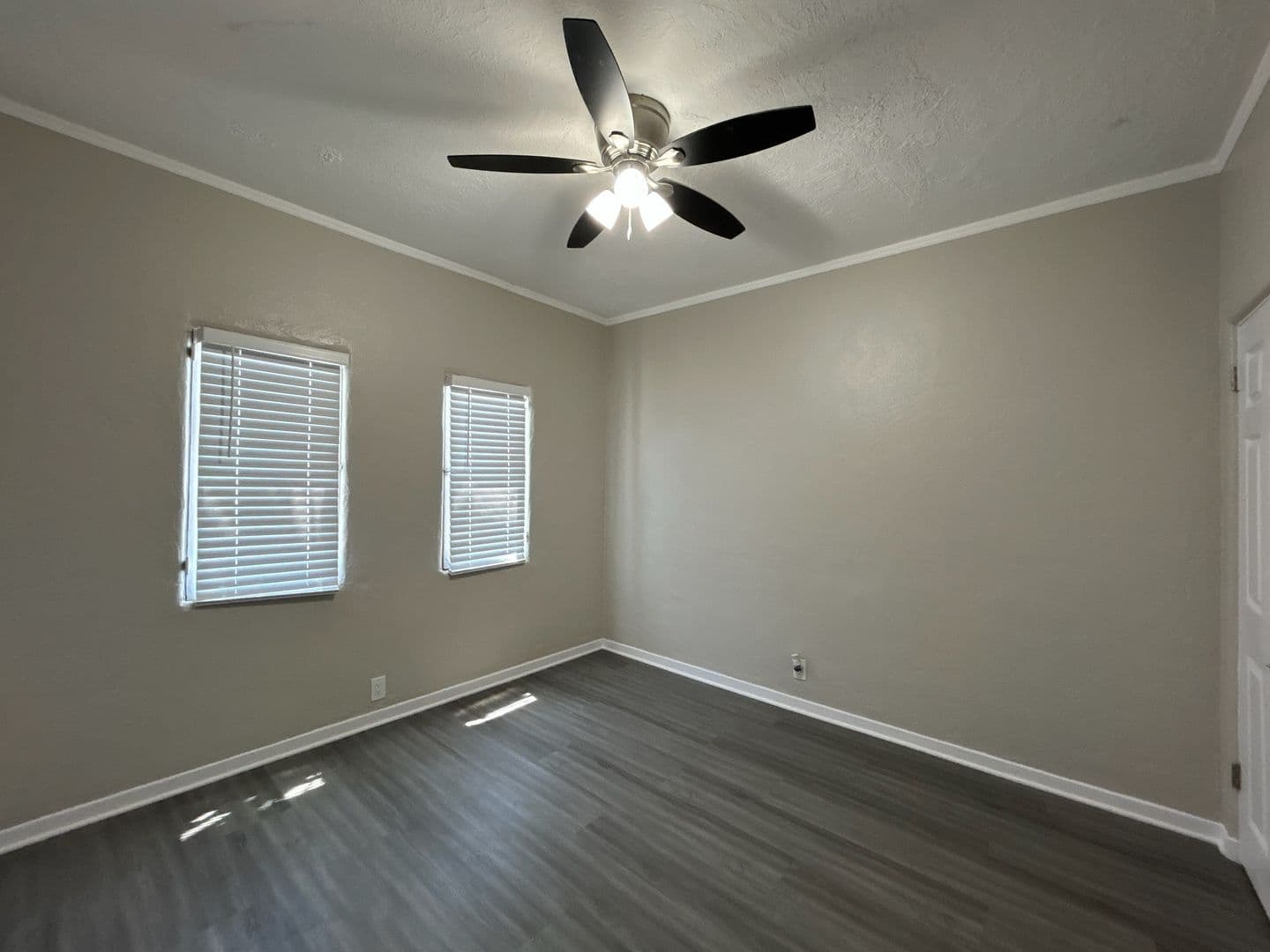 LONG BEACH Apartment: 335 JUNIPERO/2215 BERMUDA