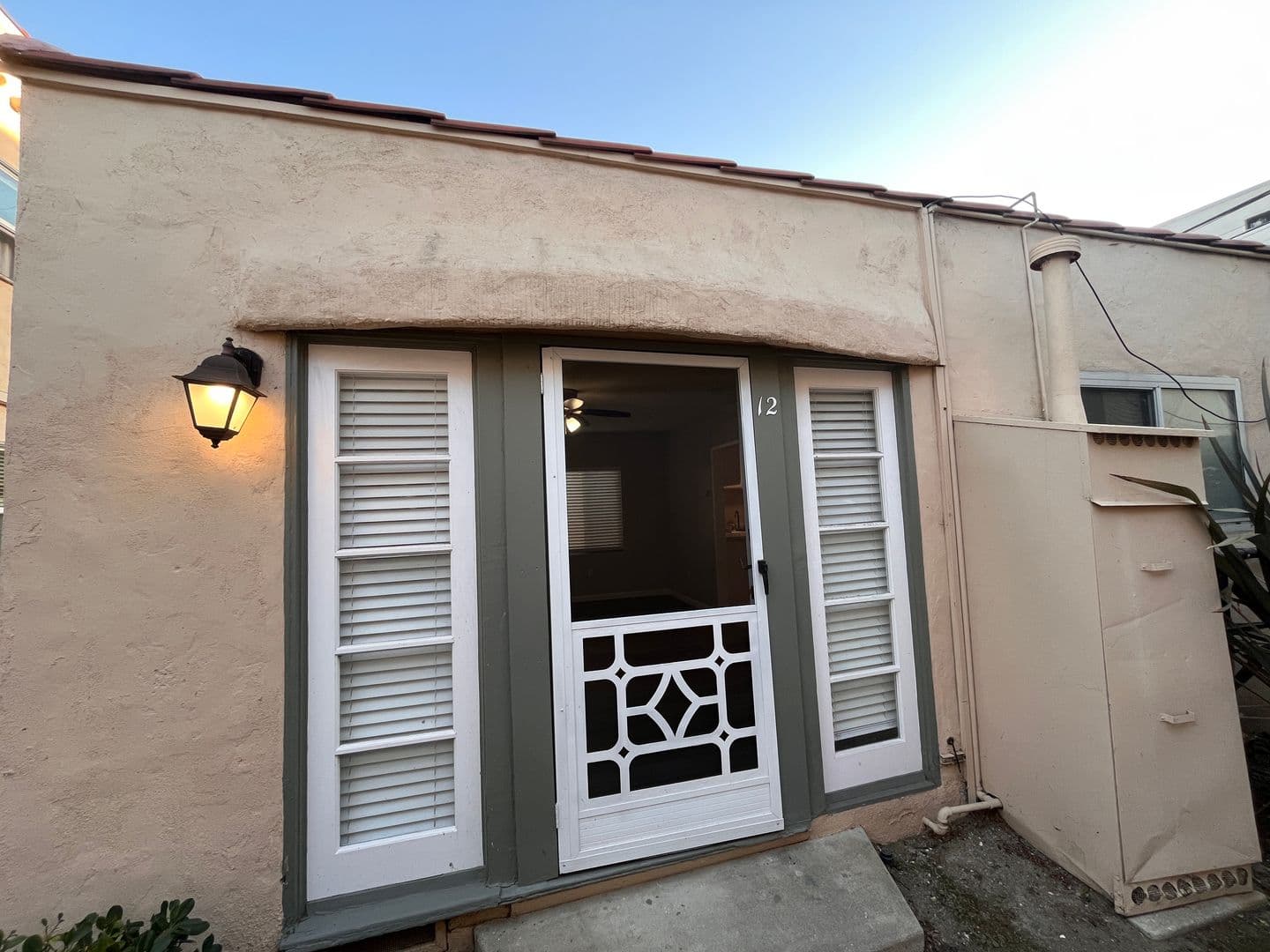 LONG BEACH Apartment: 1904-1912 E. BERMUDA ST