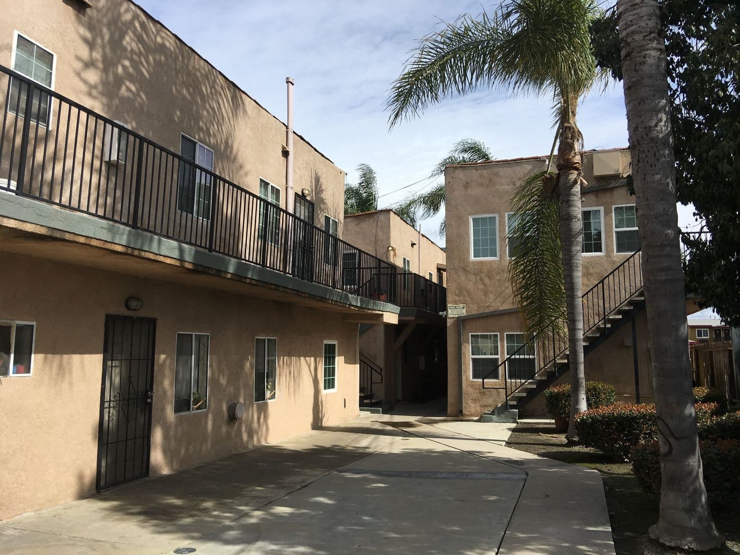 LONG BEACH Apartment: 1915 PACIFIC AVE