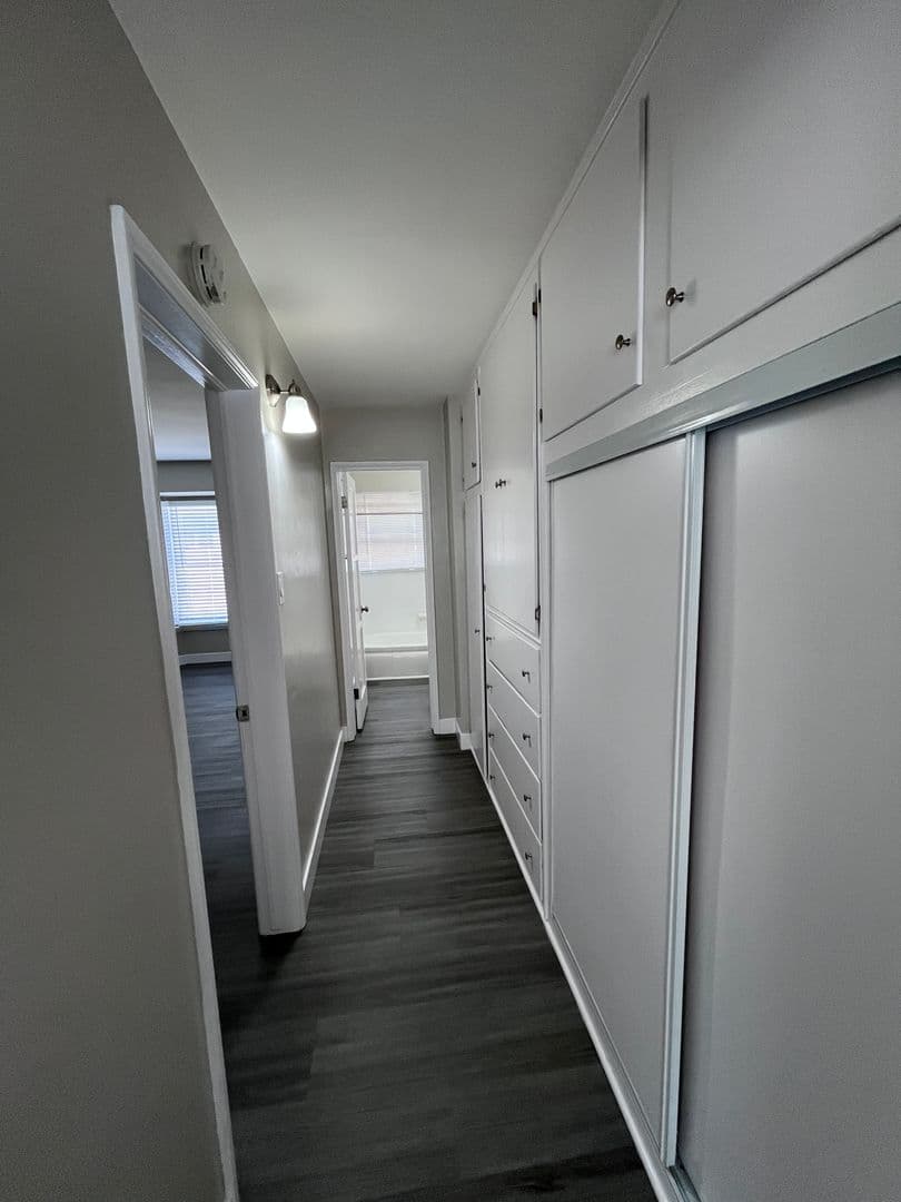 LONG BEACH Apartment: 3500-3504 E 1ST ST