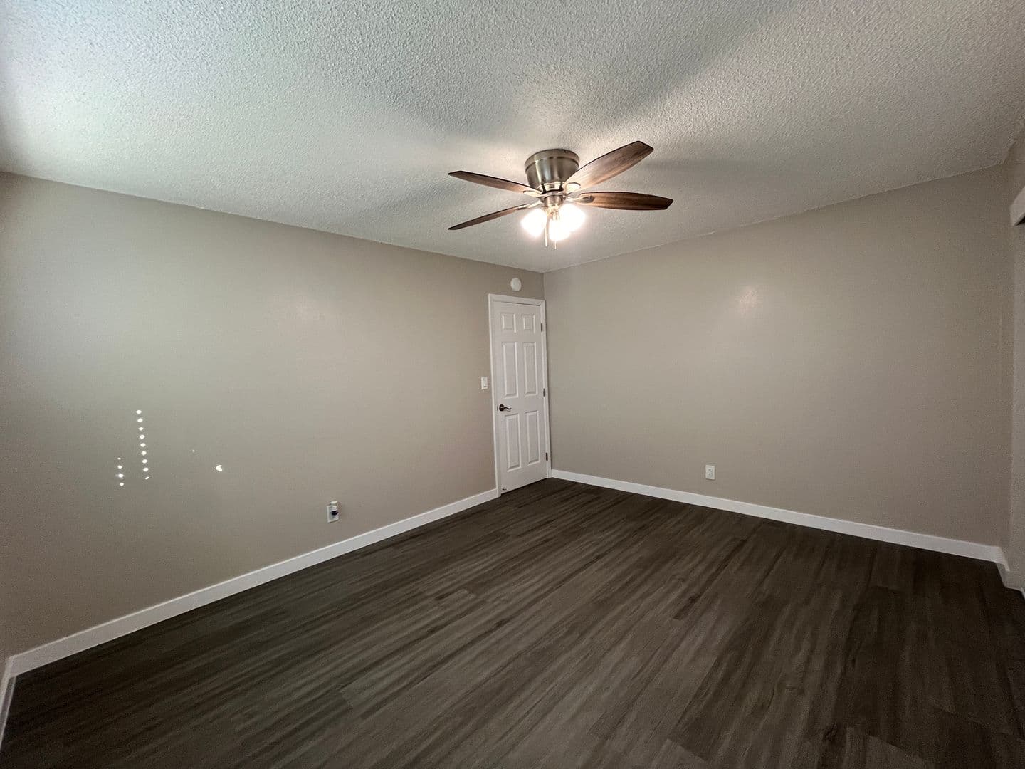 LONG BEACH Apartment: 1550-1604 HENDERSON AVE