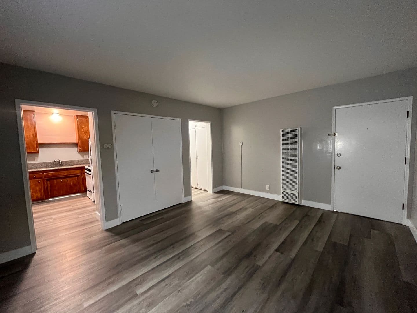 LONG BEACH Apartment: 1435 E OCEAN BLVD