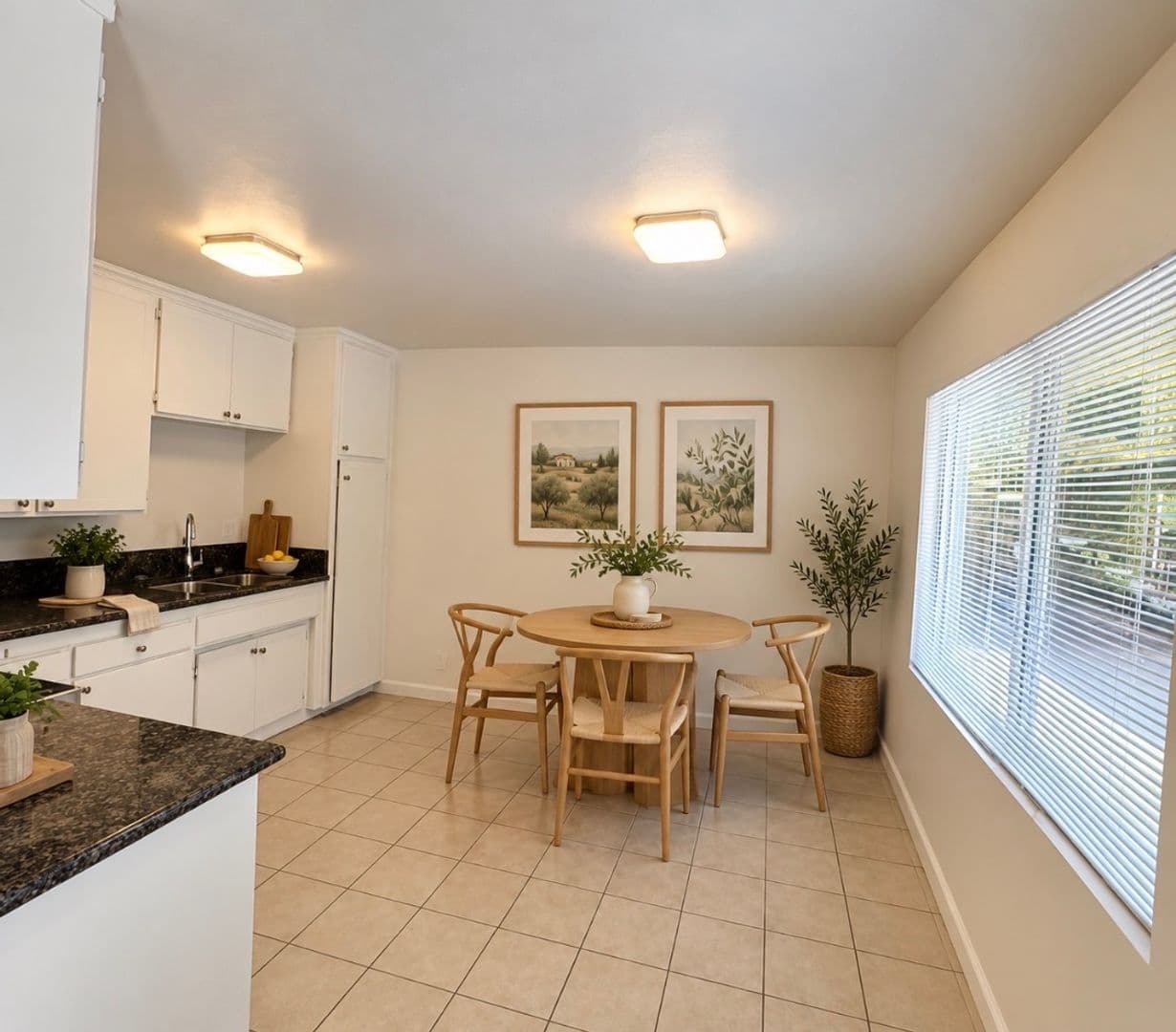 LONG BEACH Apartment: 2135 ELM AVE