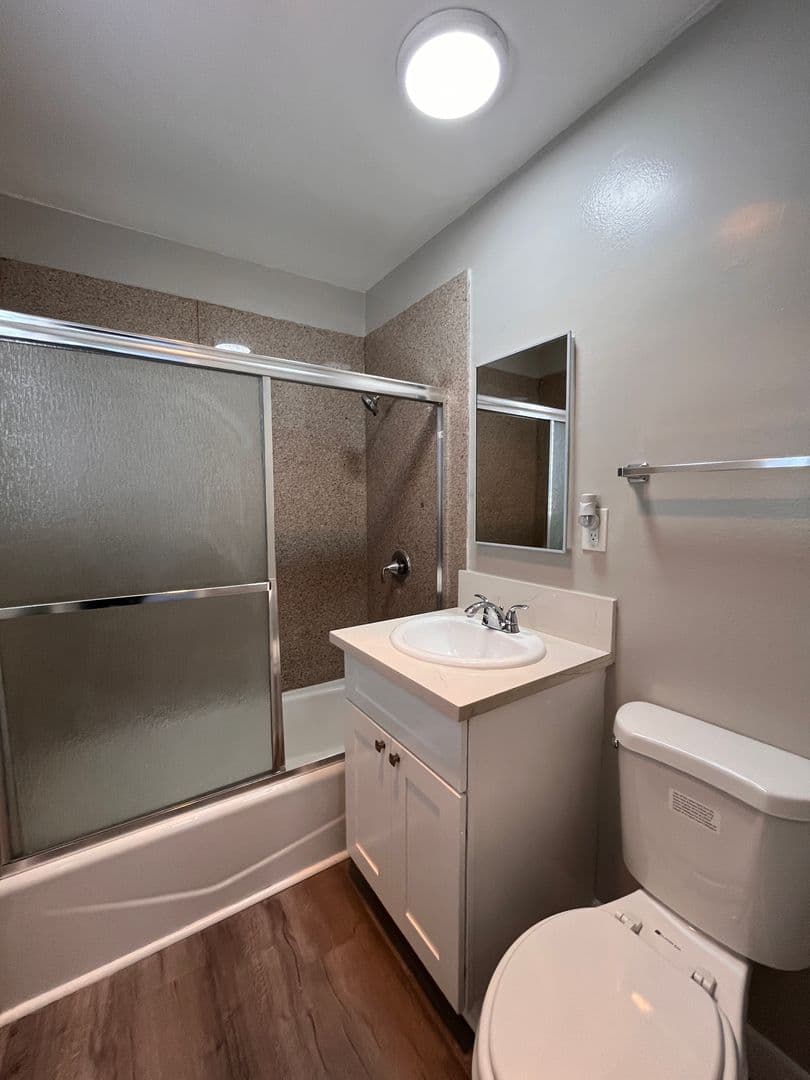 GARDENA Apartment: 14517 S VERMONT AVE