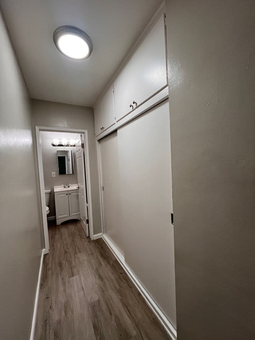 LONG BEACH Apartment: 1435 E OCEAN BLVD