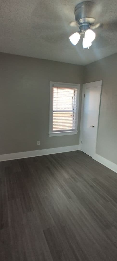Long Beach Apartment: 632-638 W 8th St.