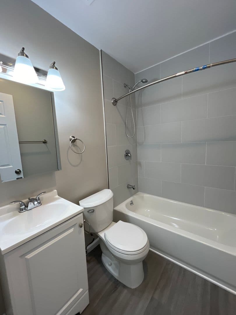 LONG BEACH Apartment: 1708 SHERMAN PL
