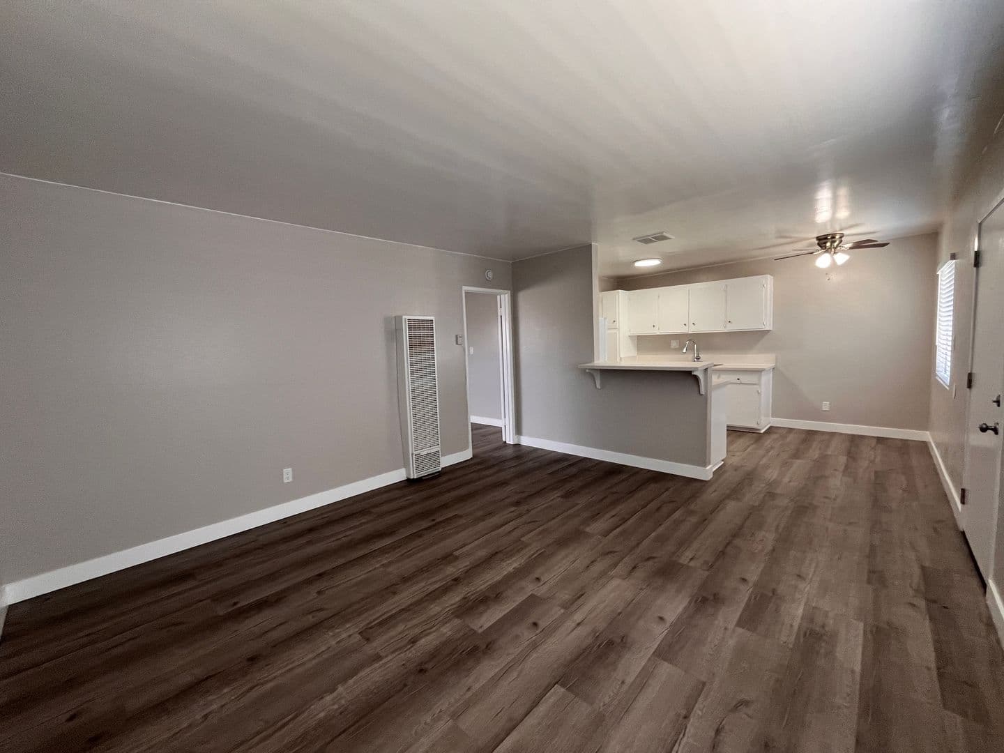GARDENA Apartment: 14517 S VERMONT AVE