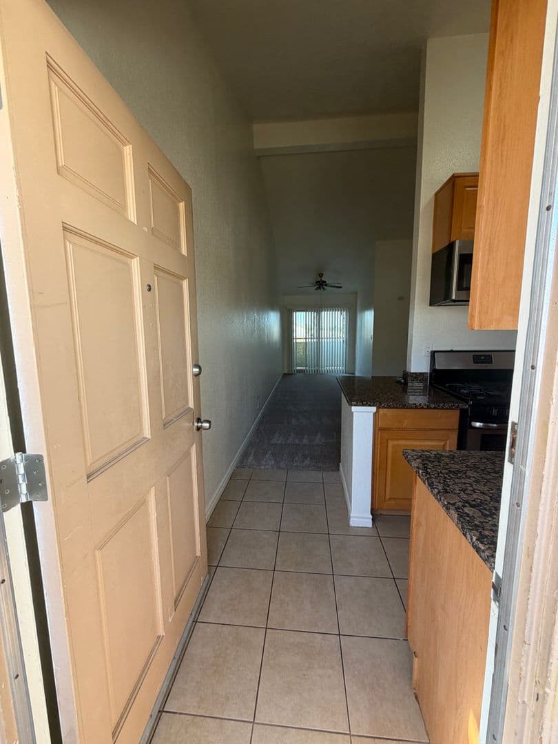 LONG BEACH Apartment: 758 ROSE AVENUE