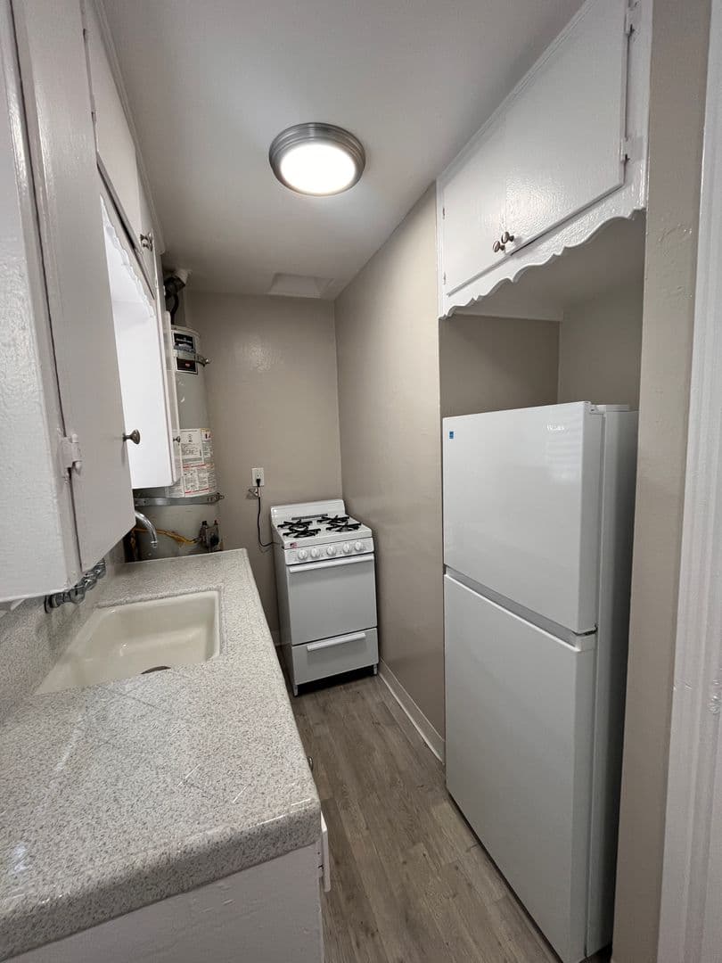 LONG BEACH Apartment: 1017 PACIFIC AVE