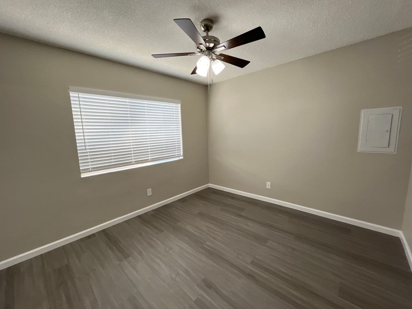 LONG BEACH Apartment: 1708 SHERMAN PL